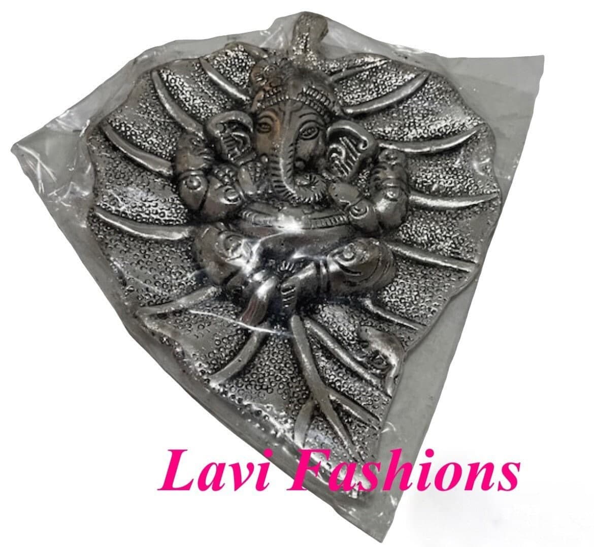 Ganesha Leaf Metal Wall Hanging – 7 Inch Indian Door Decor Traditional Hindu Art