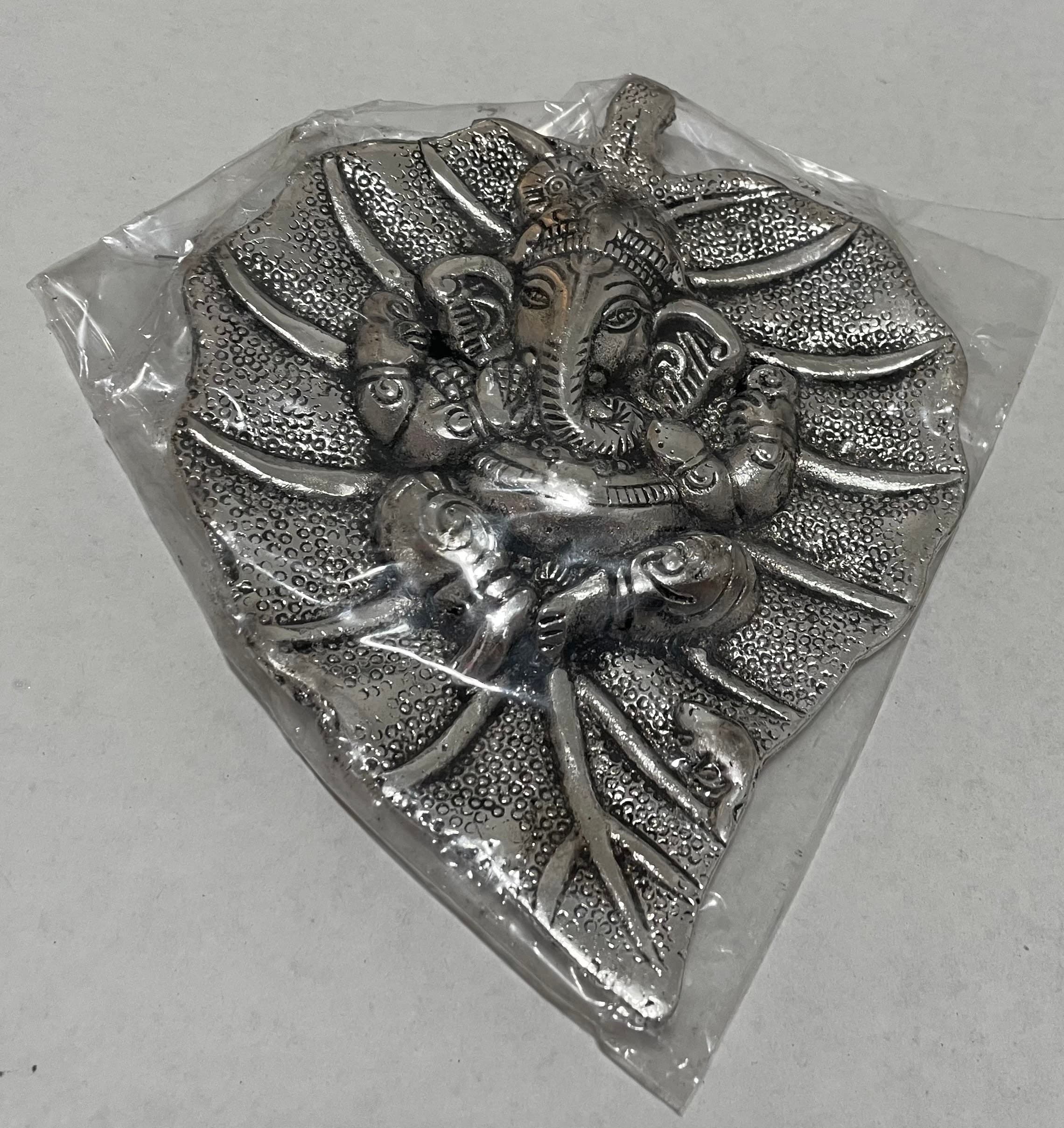 Ganesha Leaf Metal Wall Hanging – 7 Inch Indian Door Decor Traditional Hindu Art