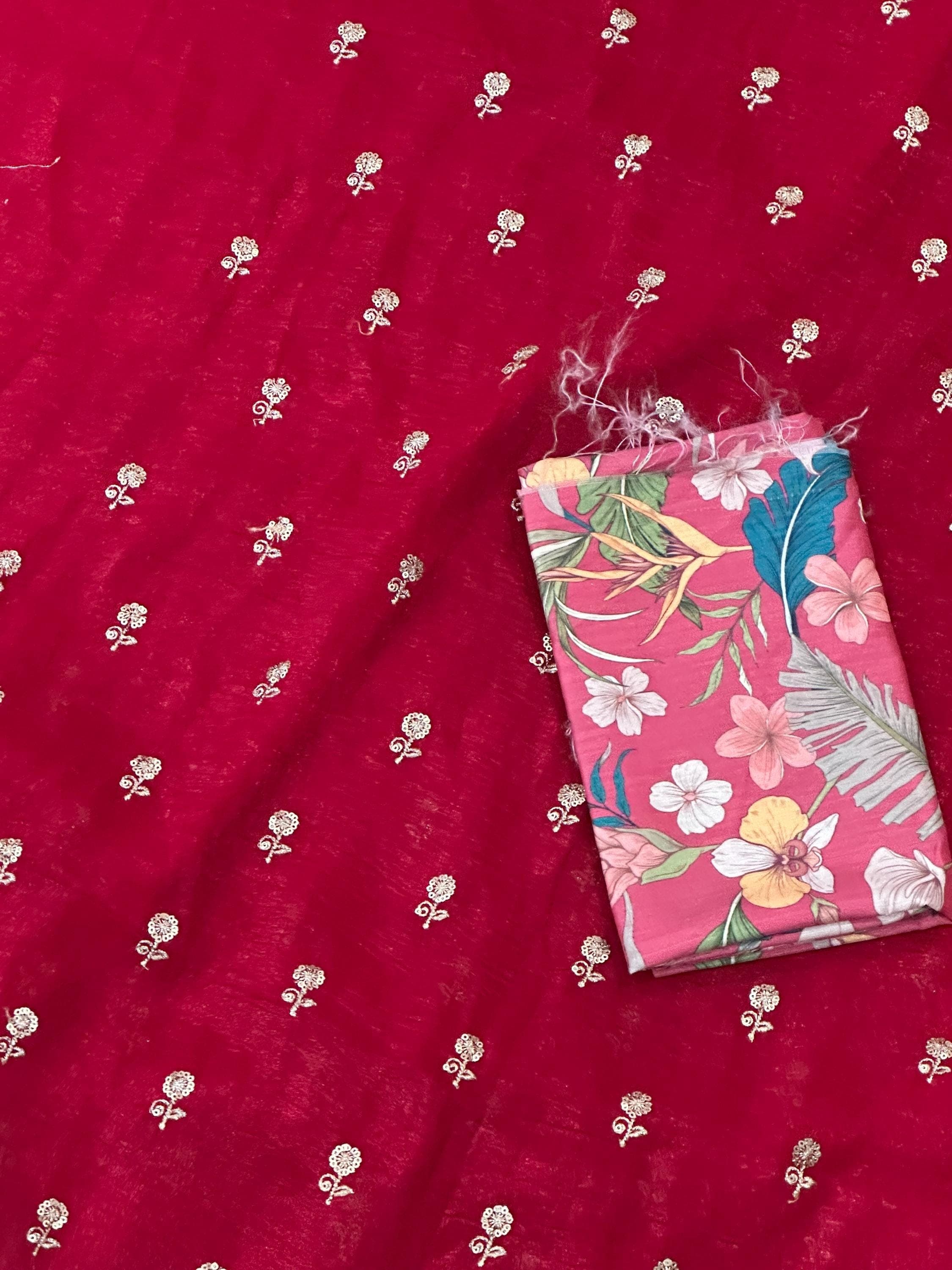 Tissue Chiffon Saree With Unstitched Blouse Piece