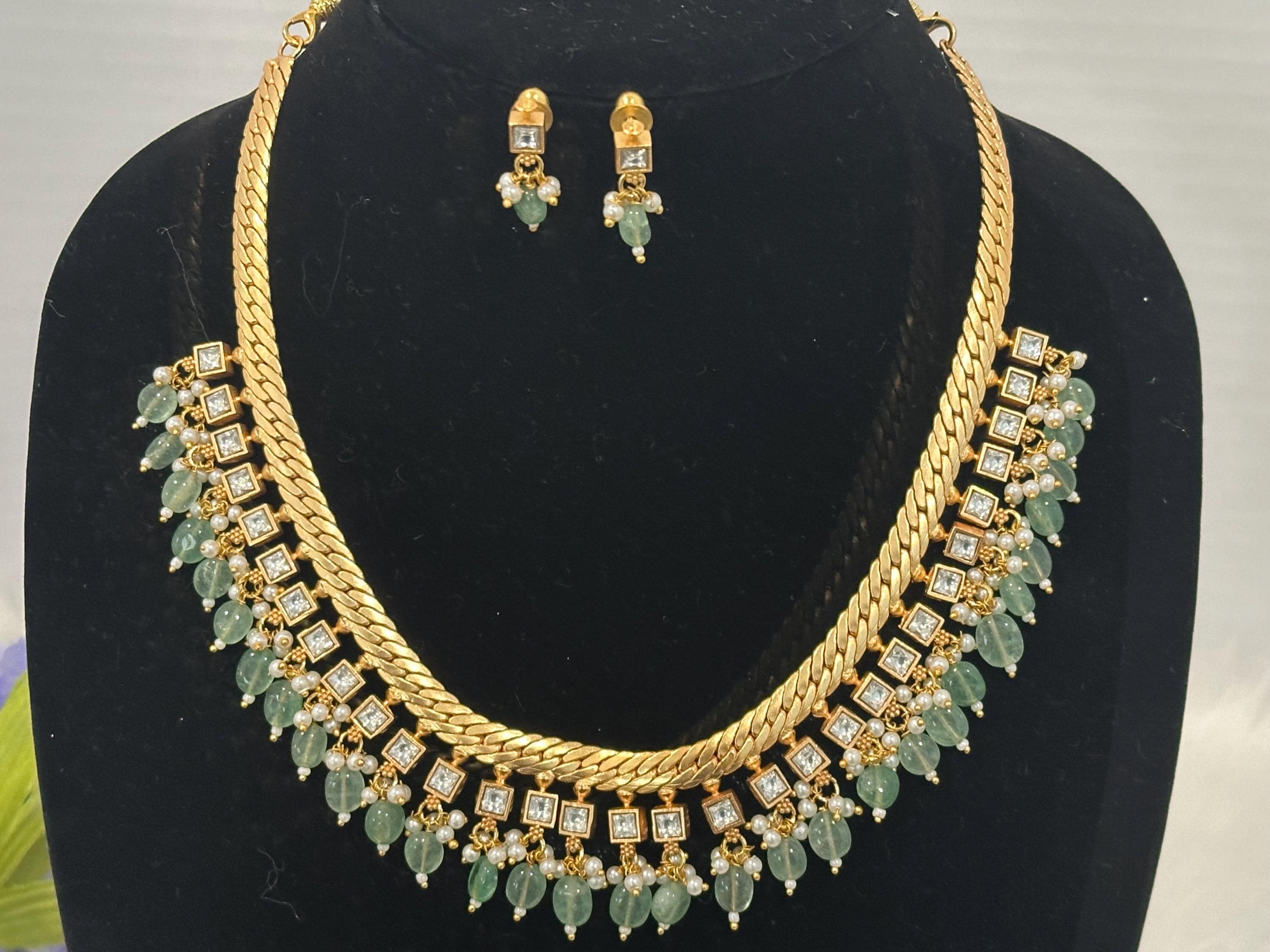 Jadau Kundan Necklace With Earrings