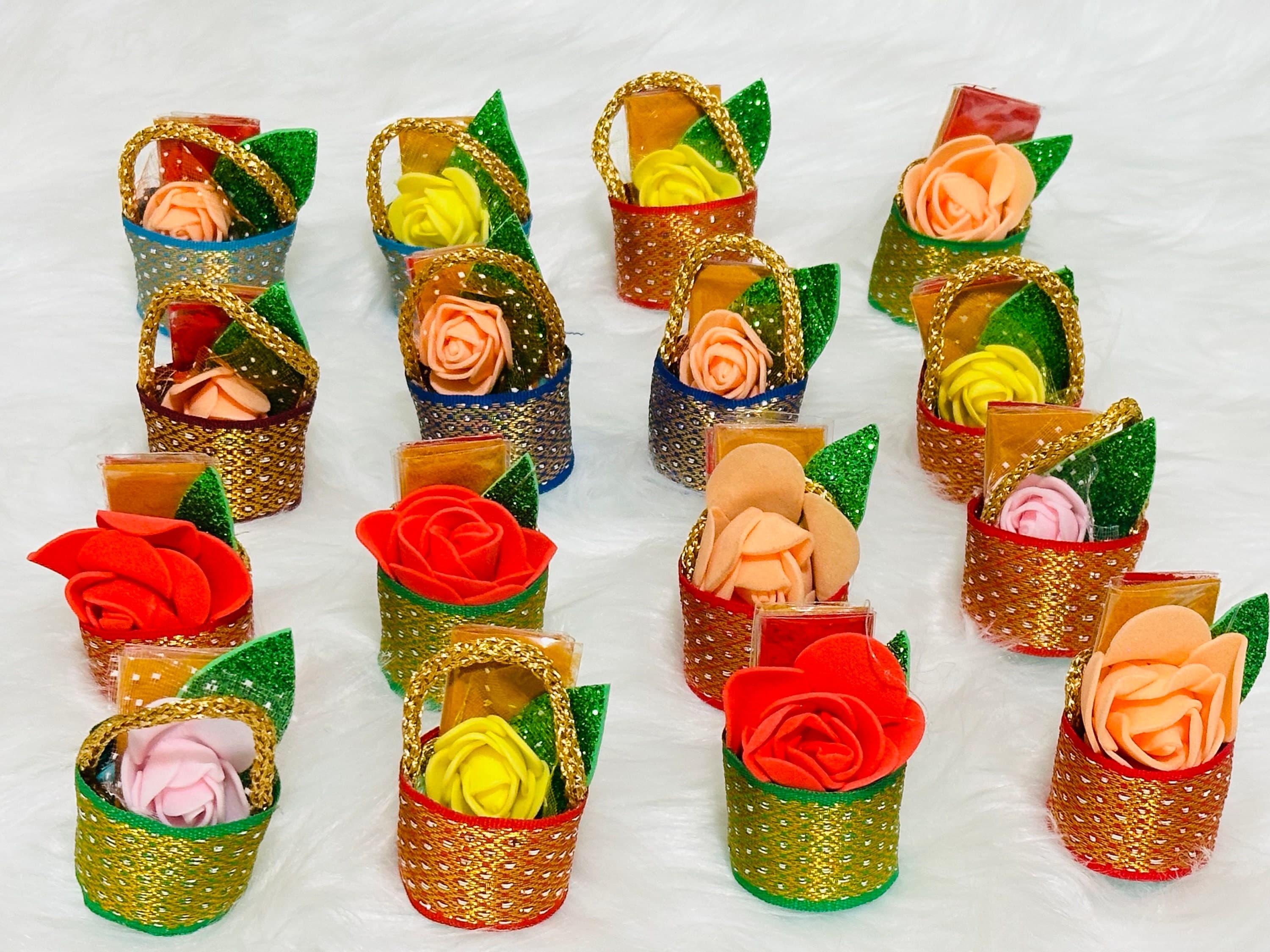 PREORDER: Festive Haldi Kumkum Baskets – Pack of 1 | Pasupu Kumkum Packets | Thamboolam Return Gifts | Wedding, Pooja, Housewarming Favors