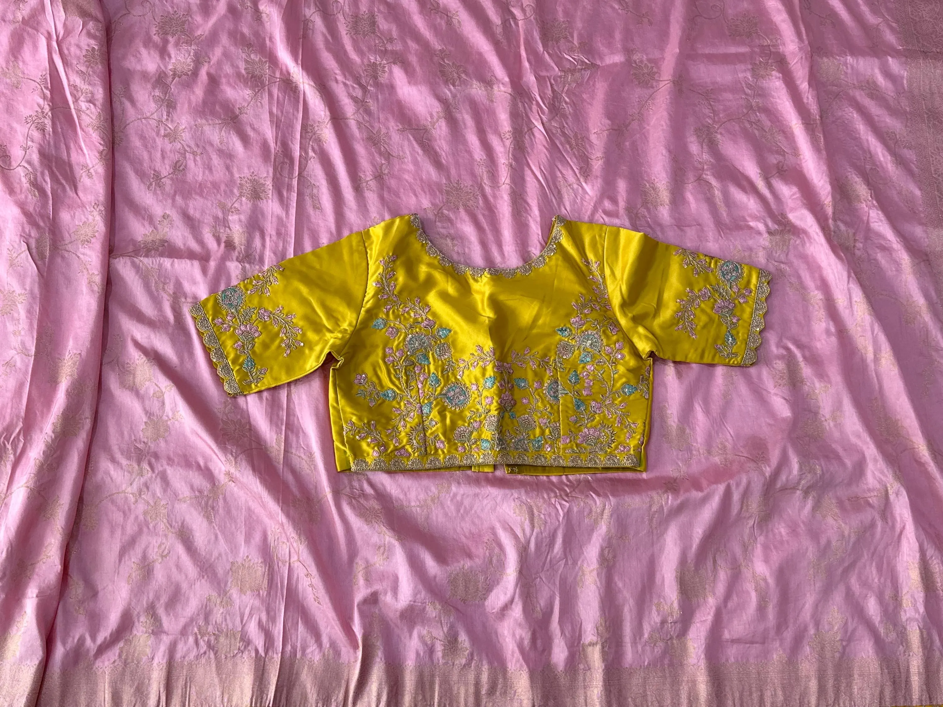 Banarasi Silk Saree with All Over Weaving | Scalloped Embroidery Border, Stitched Blouse — view 3
