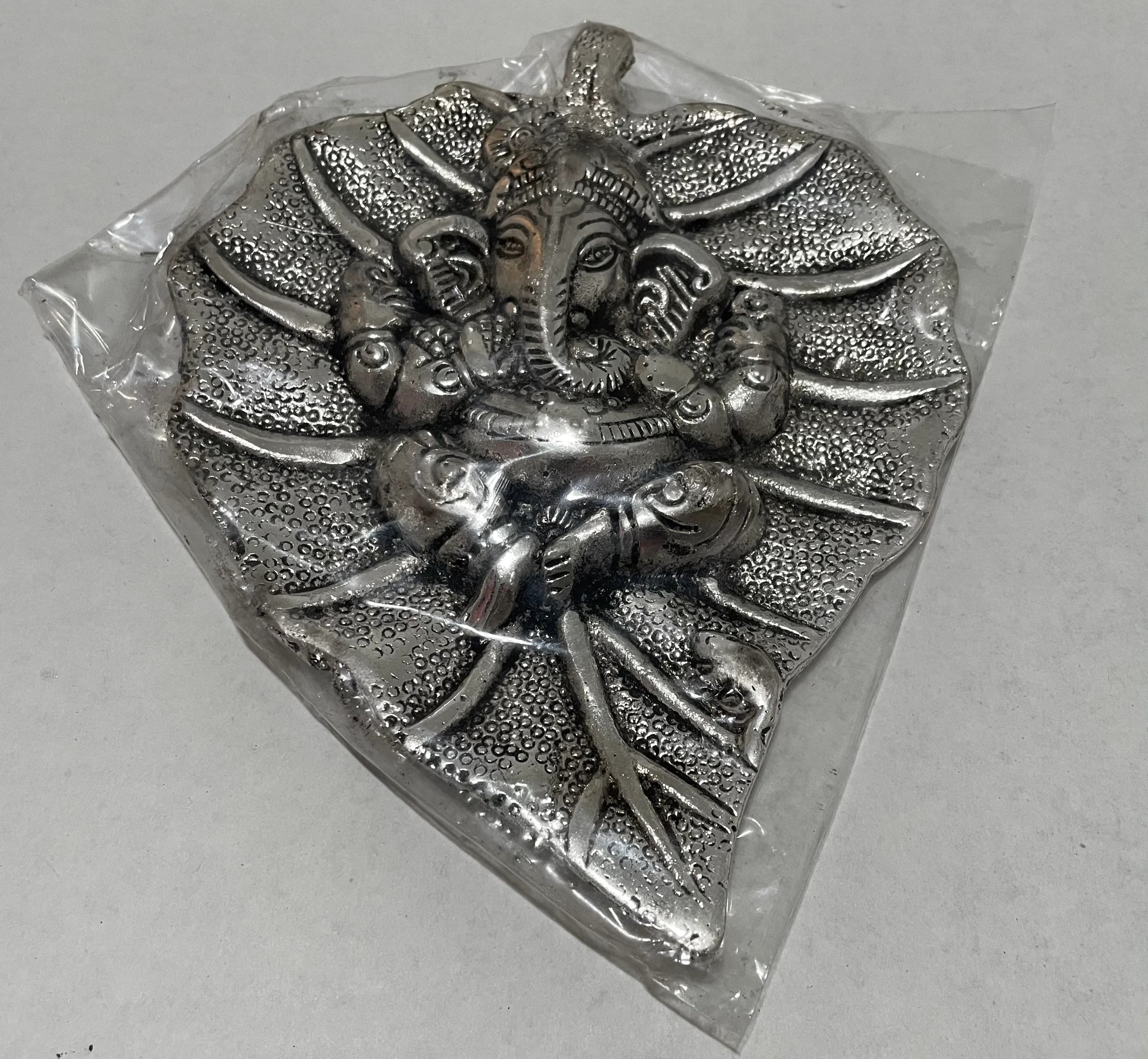 Ganesha Leaf Metal Wall Hanging – 7 Inch Indian Door Decor Traditional Hindu Art — view 3