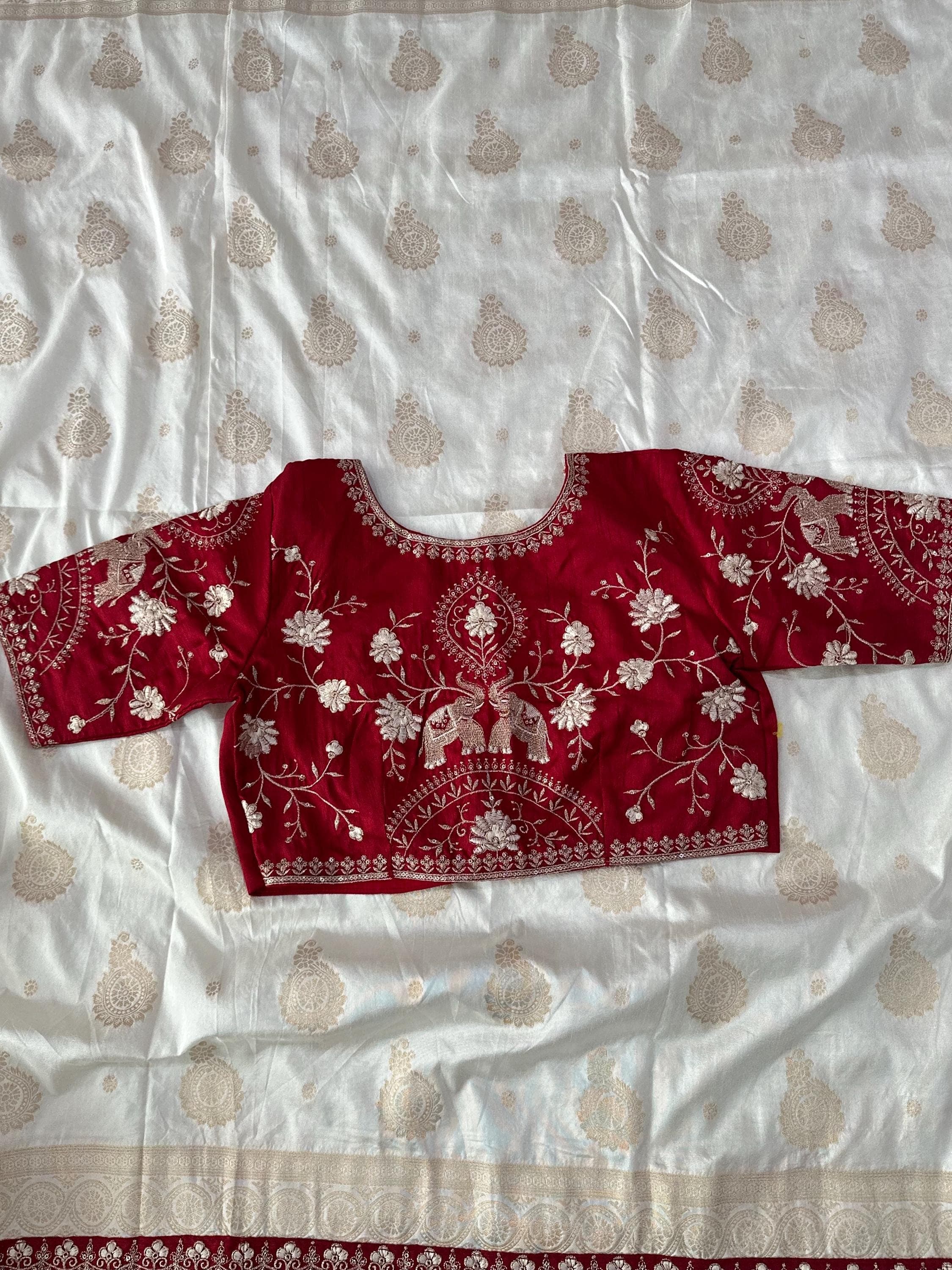 Banarasi Silk Saree with All Over Weaving | Contrast Embroidery Border, Stitched Blouse — view 10