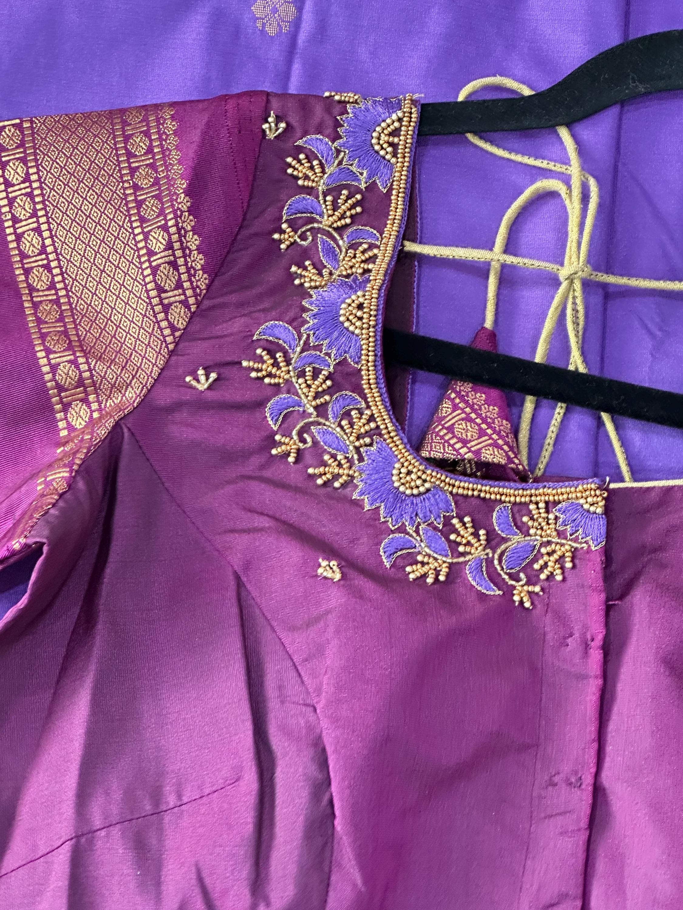 Gadwal Semi Pattu Silk Saree with Maggam Work Blouse | Indian Wedding Saree — view 8