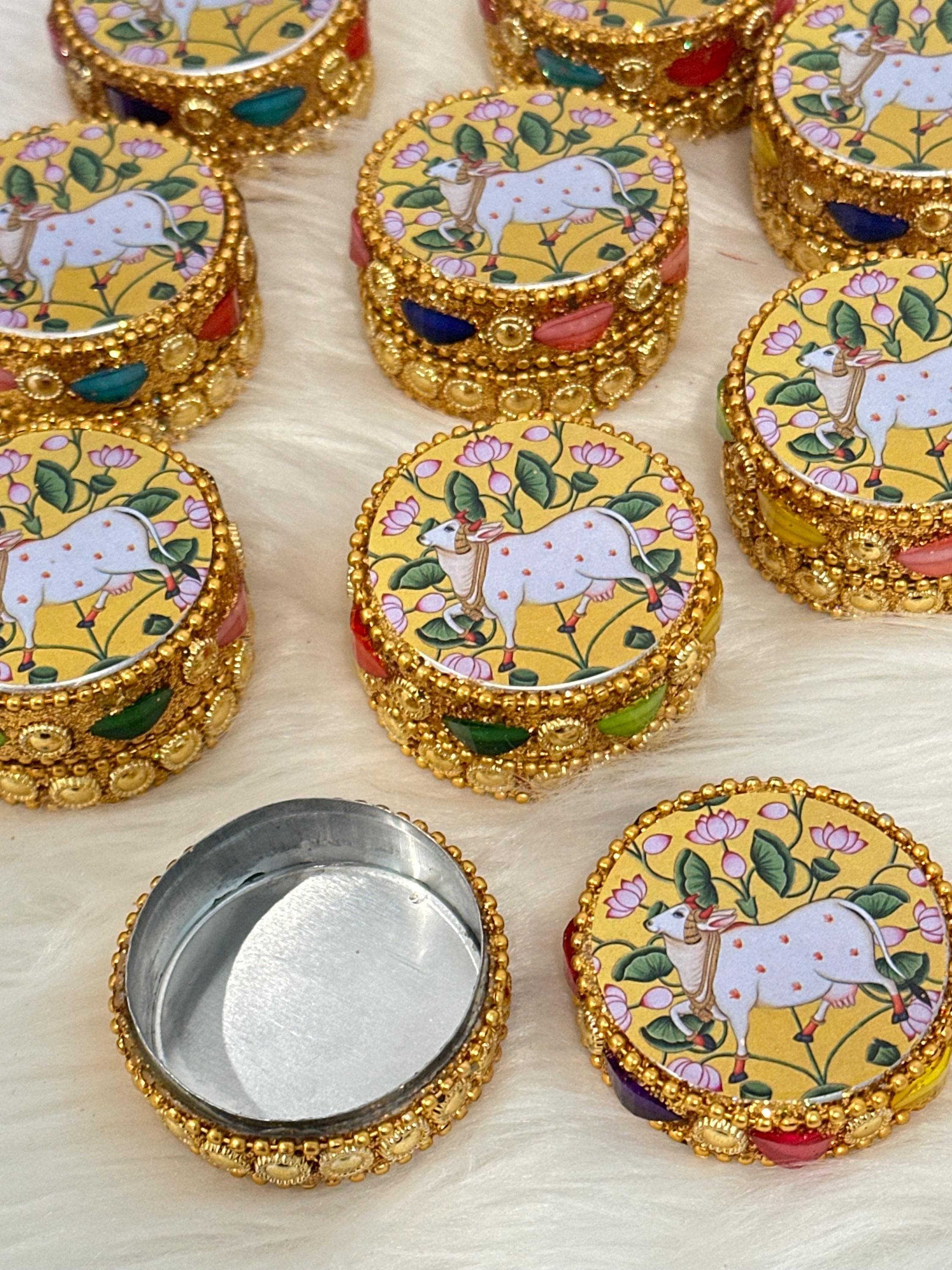Round Pichwai Kumkum Haldi Holder Pack Of 10| Indian Return Gift | Ethnic Thamboolam Favor | Festive Pooja Decor | Housewarming Gift Idea — view 8