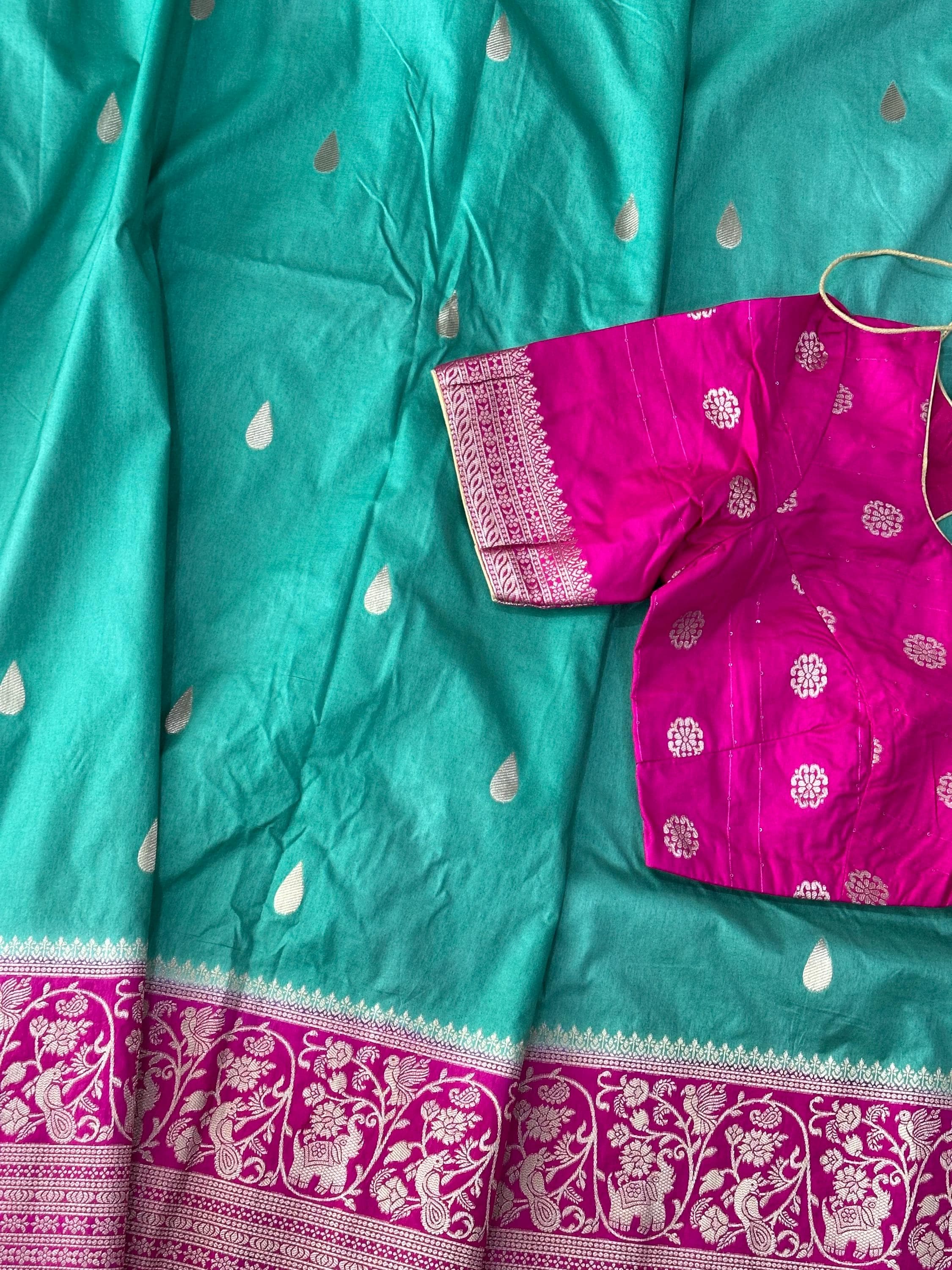 Banarasi Raw Mango Saree with Raindrop Design | Soft Fabric | Festive, Wedding, Party Wear | Traditional Indian Saree — view 3