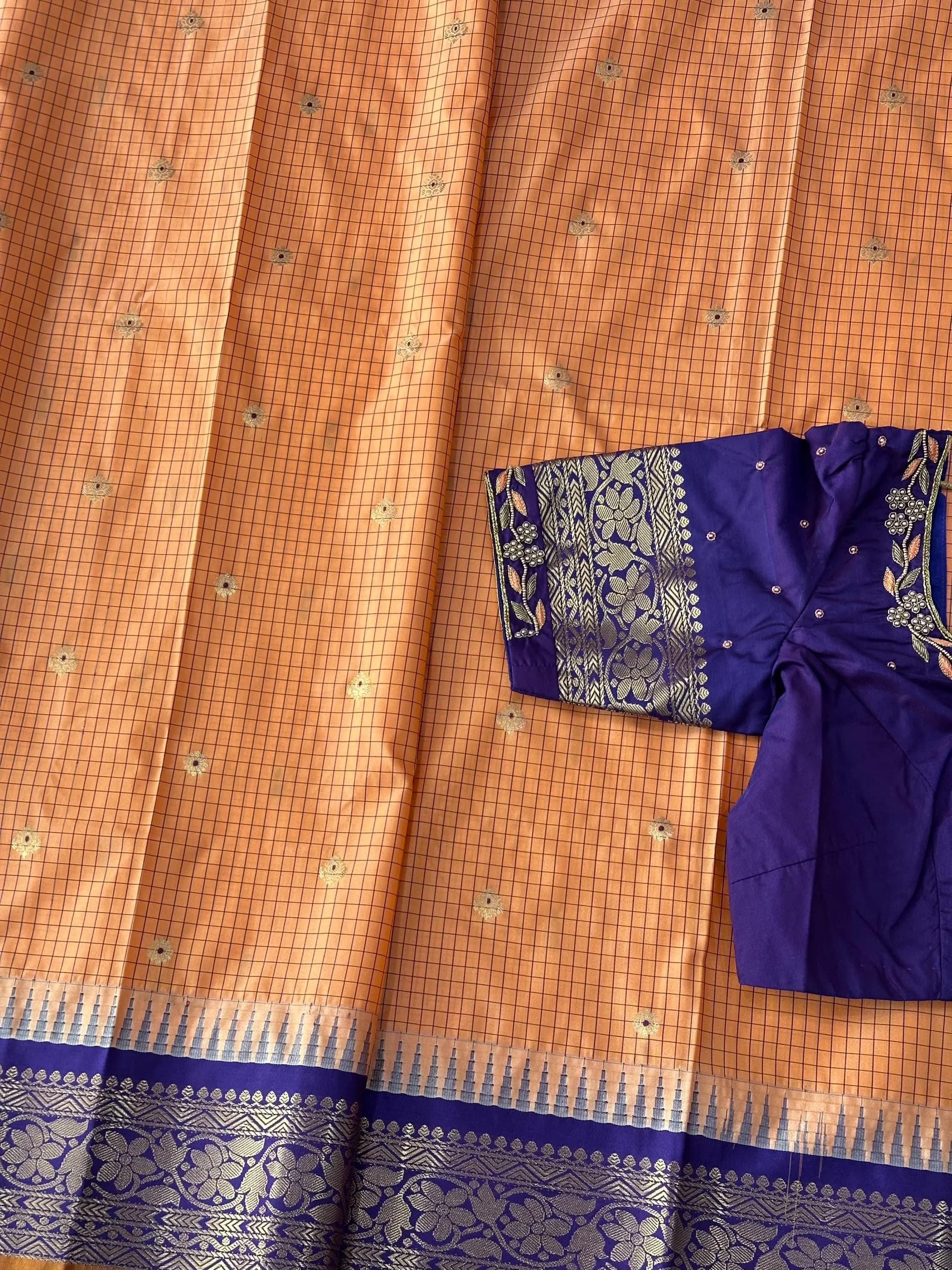 Gadwal Semi Pattu Silk Saree with Maggam Work Blouse — view 4