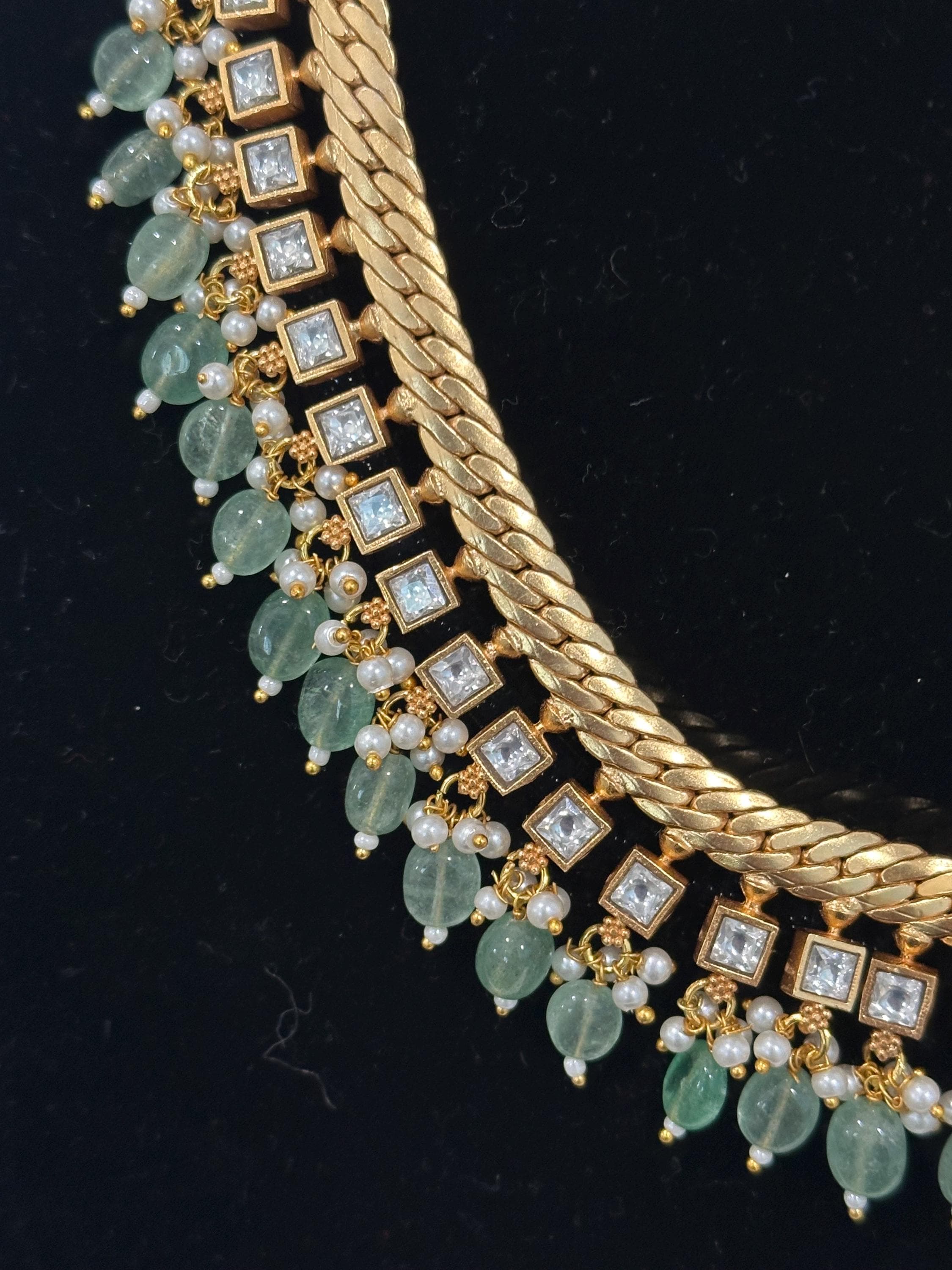 Jadau Kundan Necklace With Earrings — view 4