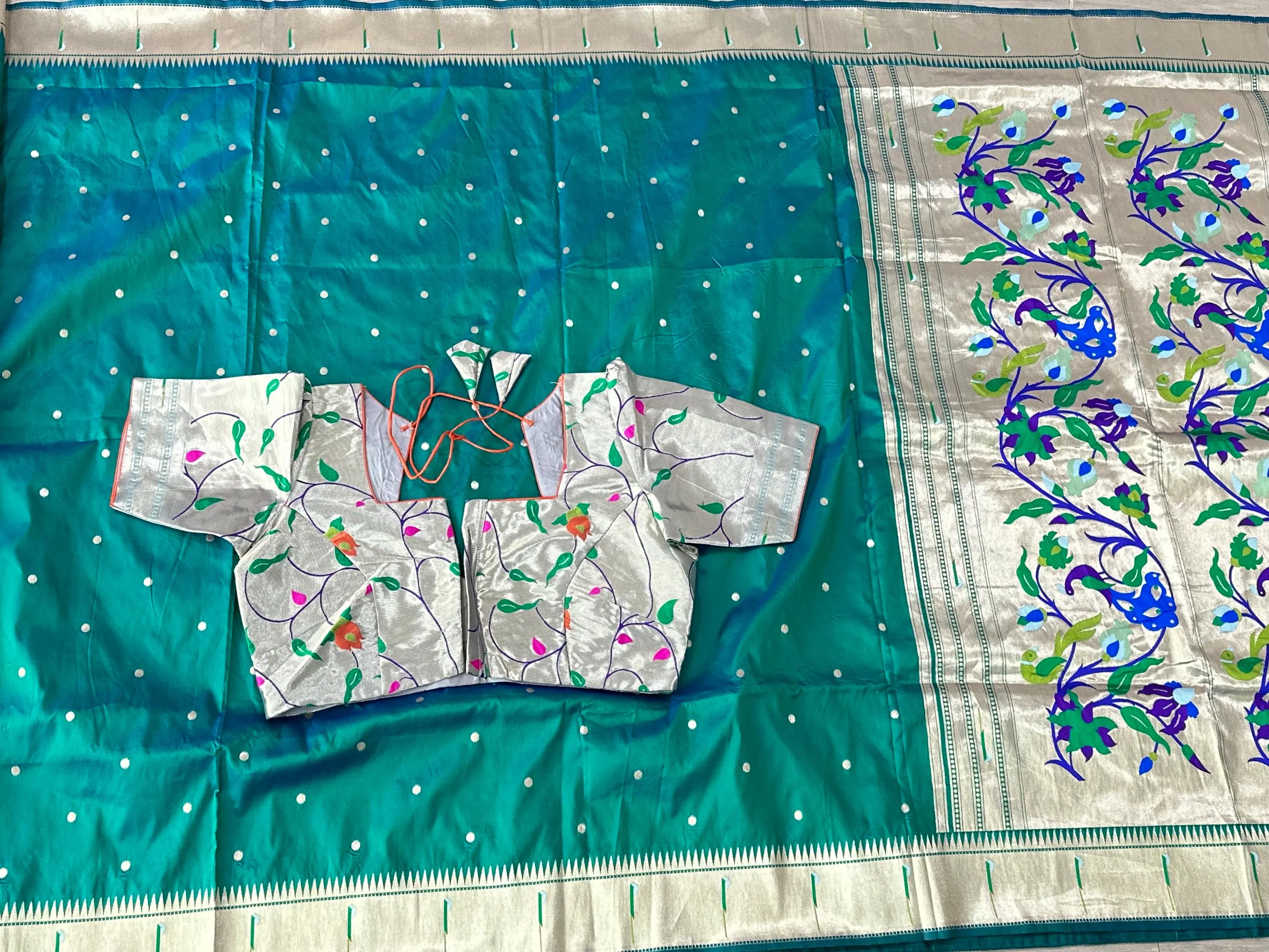 Zari Weaving Paithani Saree | Muniya Border, Brocade Blouse — view 6