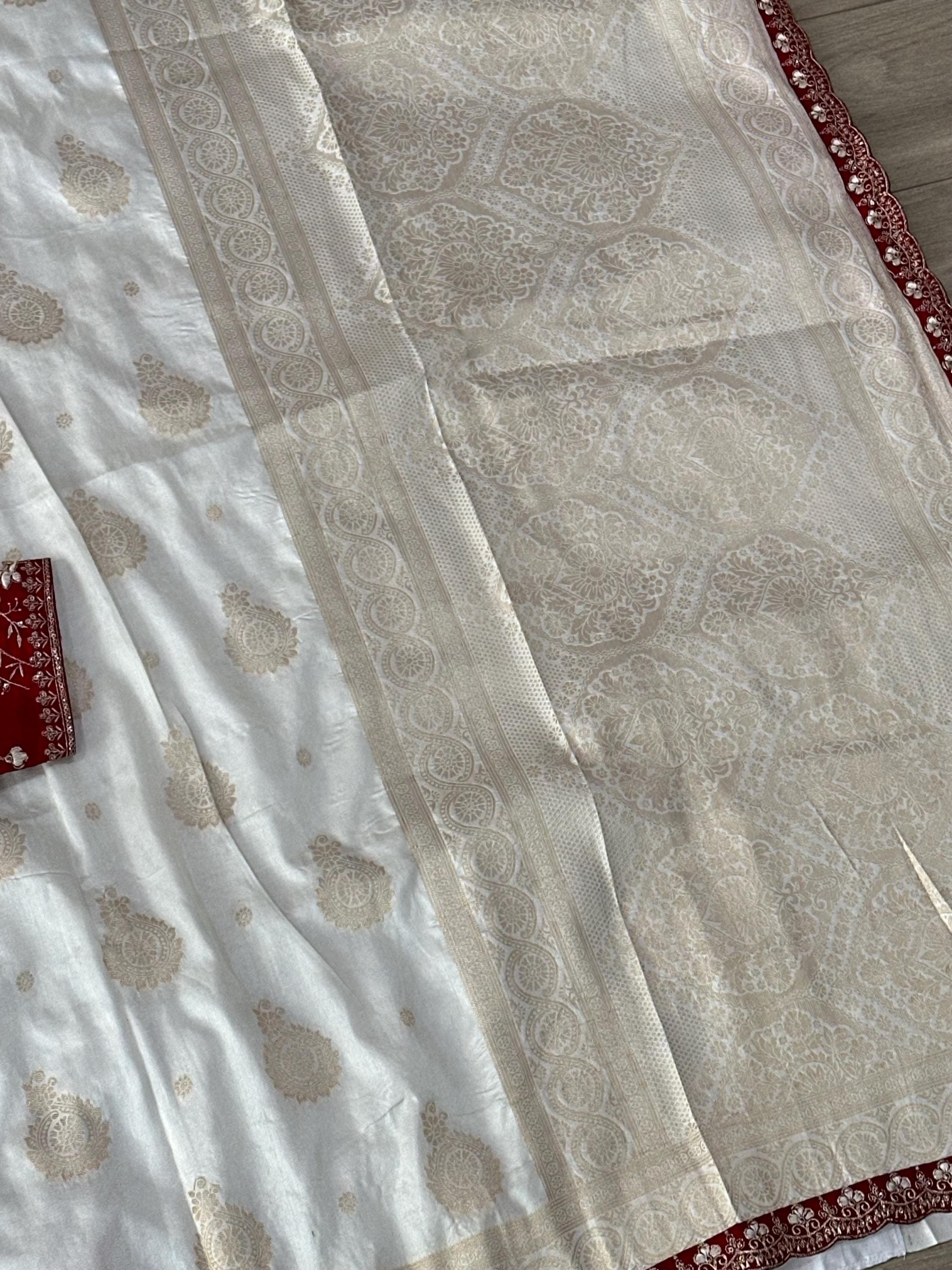 Banarasi Silk Saree with All Over Weaving | Contrast Embroidery Border, Stitched Blouse — view 4