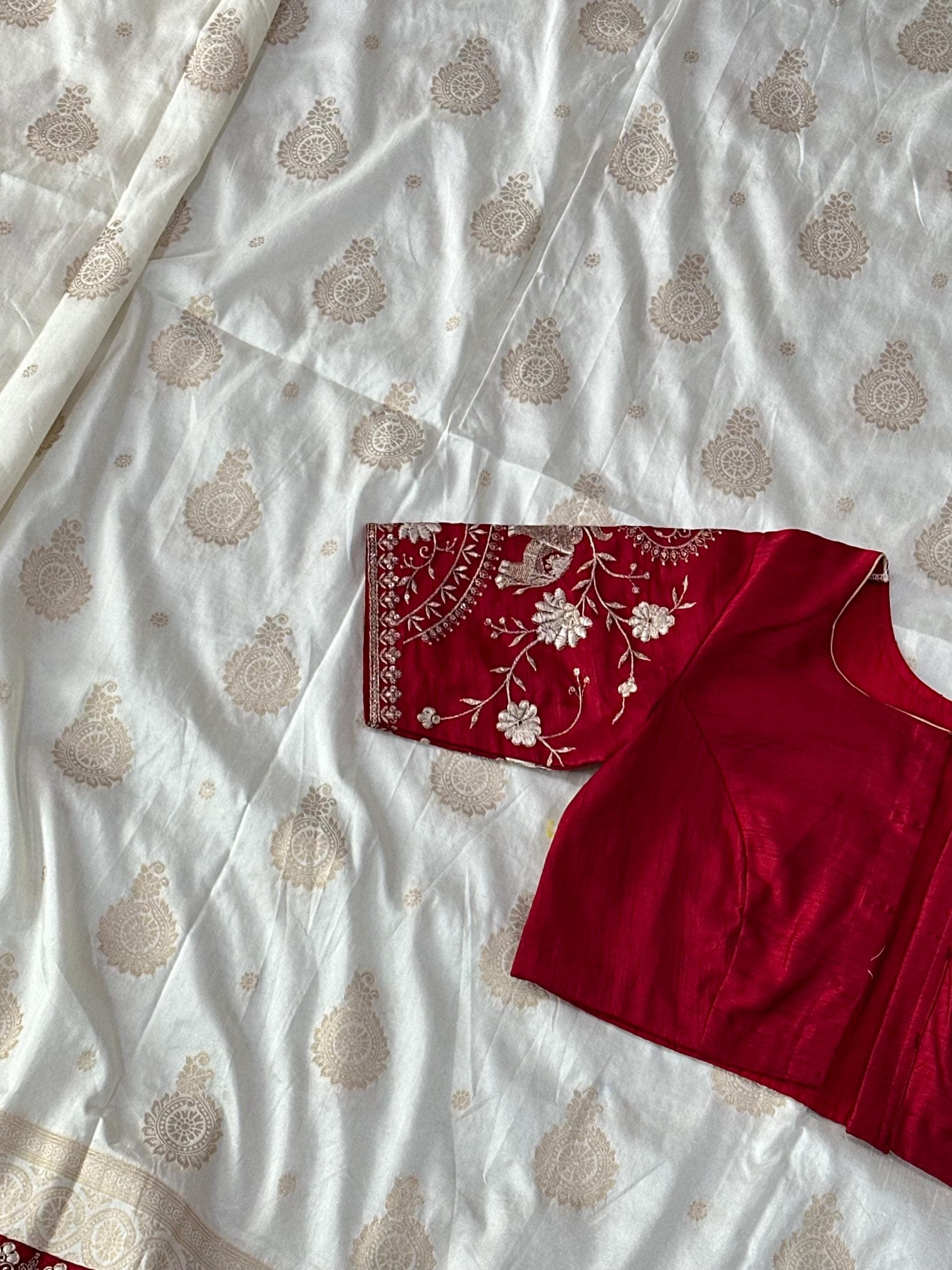 Banarasi Silk Saree with All Over Weaving | Contrast Embroidery Border, Stitched Blouse — view 3