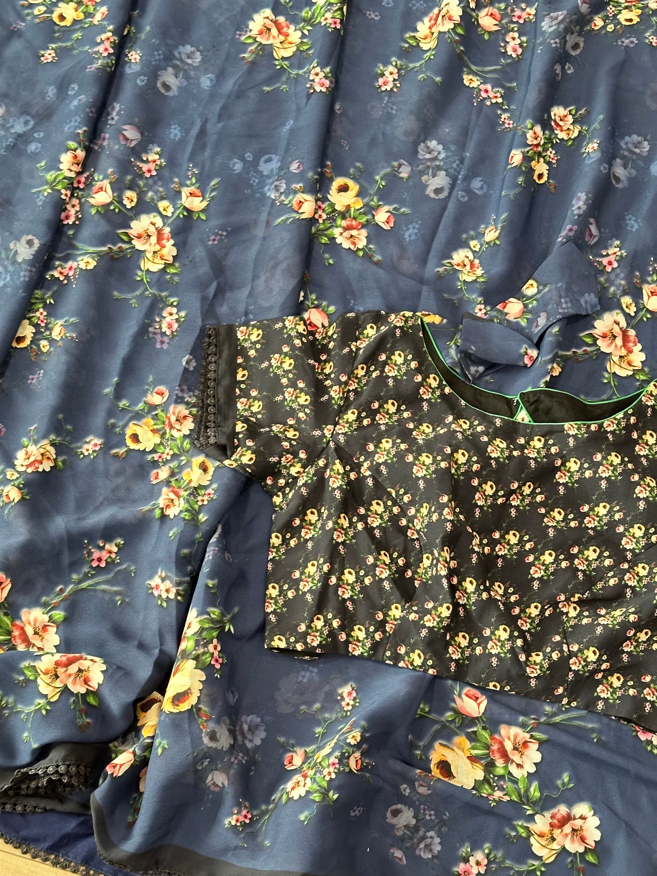 Pure Crepe Floral Printed Blue Saree With Stitched Blouse — view 6