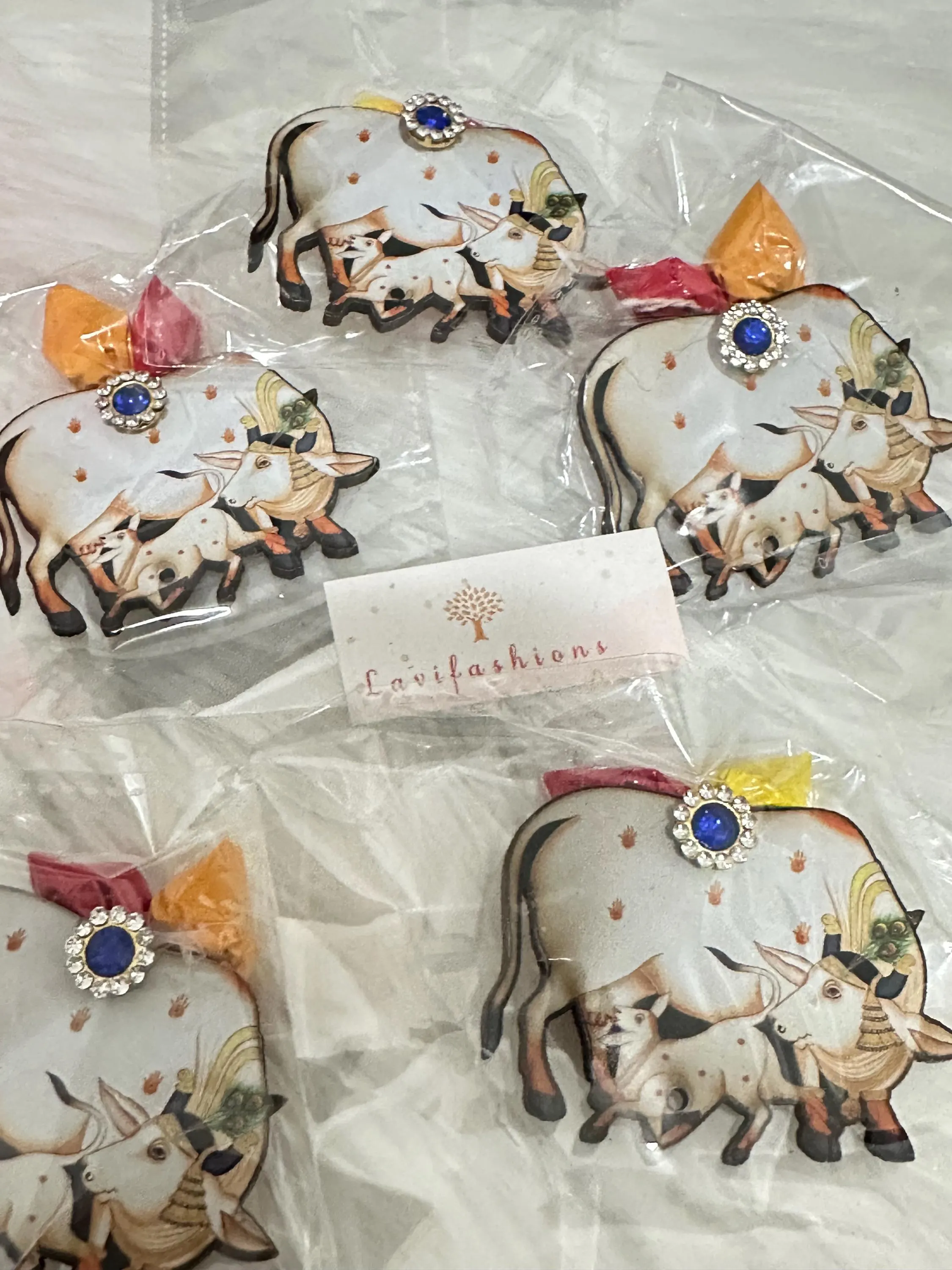 Pichwai Cow Haldi Kumkum Pack – Festive Thamboolam Return Favor (25 Count) — view 7