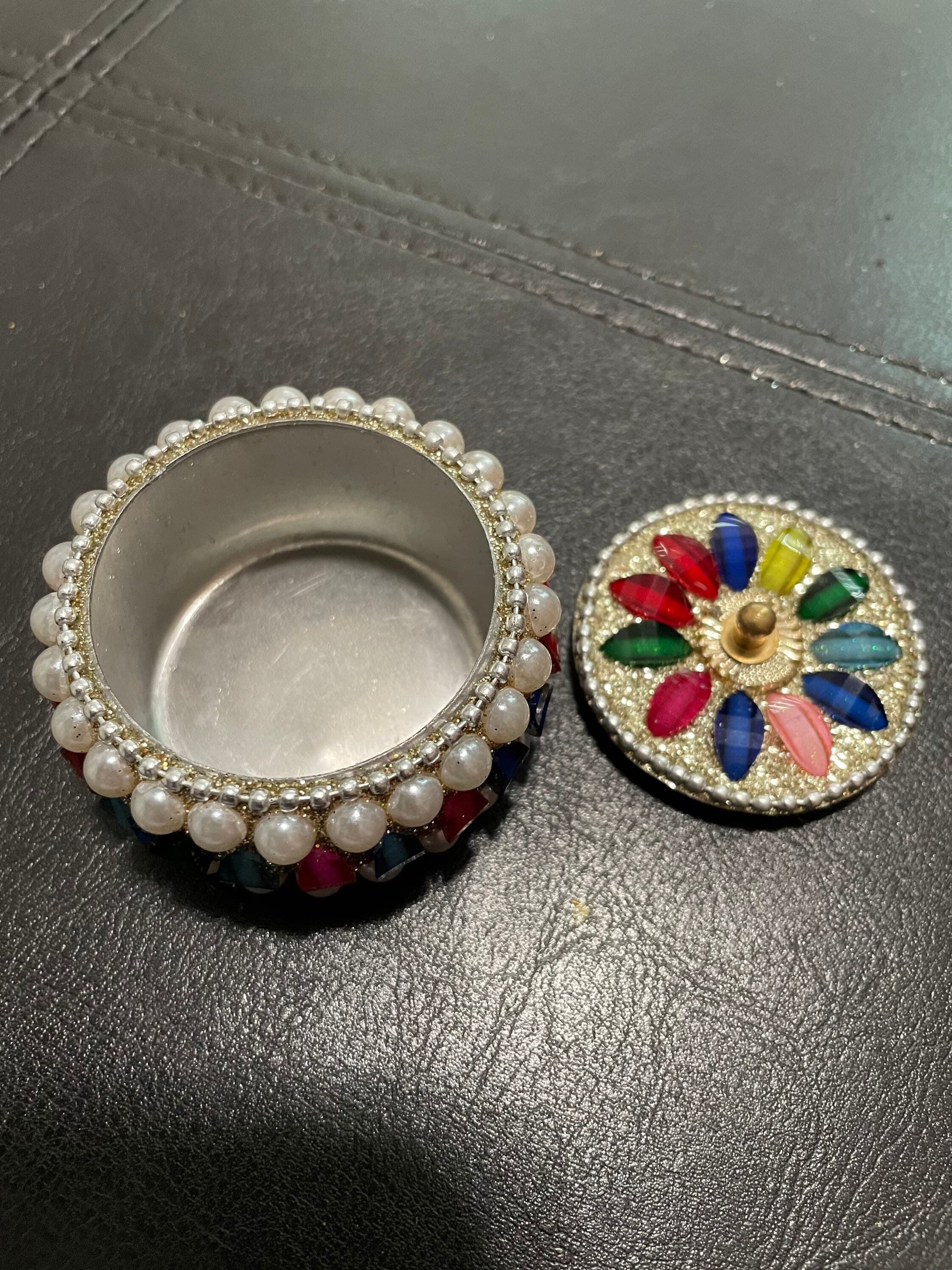 Round Silver Kumkum Haldi Holder Pack Of 10 – Indian Return Gifts, Thamboolam Favors, Housewarming, Festive Pooja Decor, Wedding Gifts — view 3